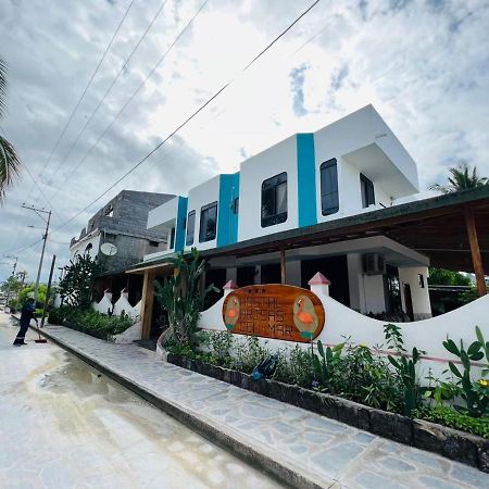 Hostal Brisas Del Mar Puerto Villamil Buitenkant foto