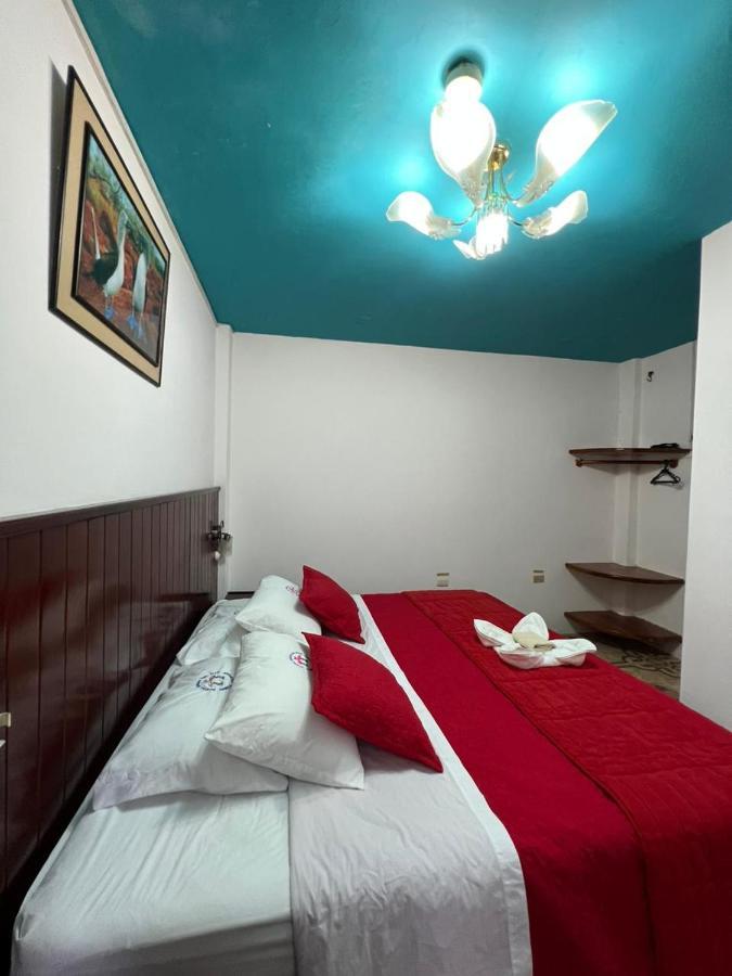 Hostal Brisas Del Mar Puerto Villamil Buitenkant foto