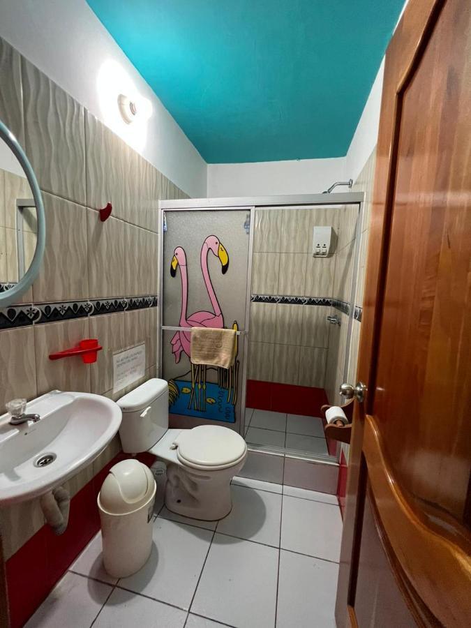 Hostal Brisas Del Mar Puerto Villamil Buitenkant foto