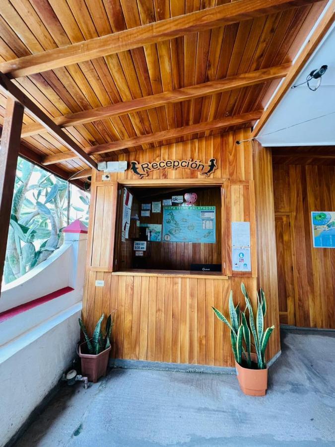 Hostal Brisas Del Mar Puerto Villamil Buitenkant foto