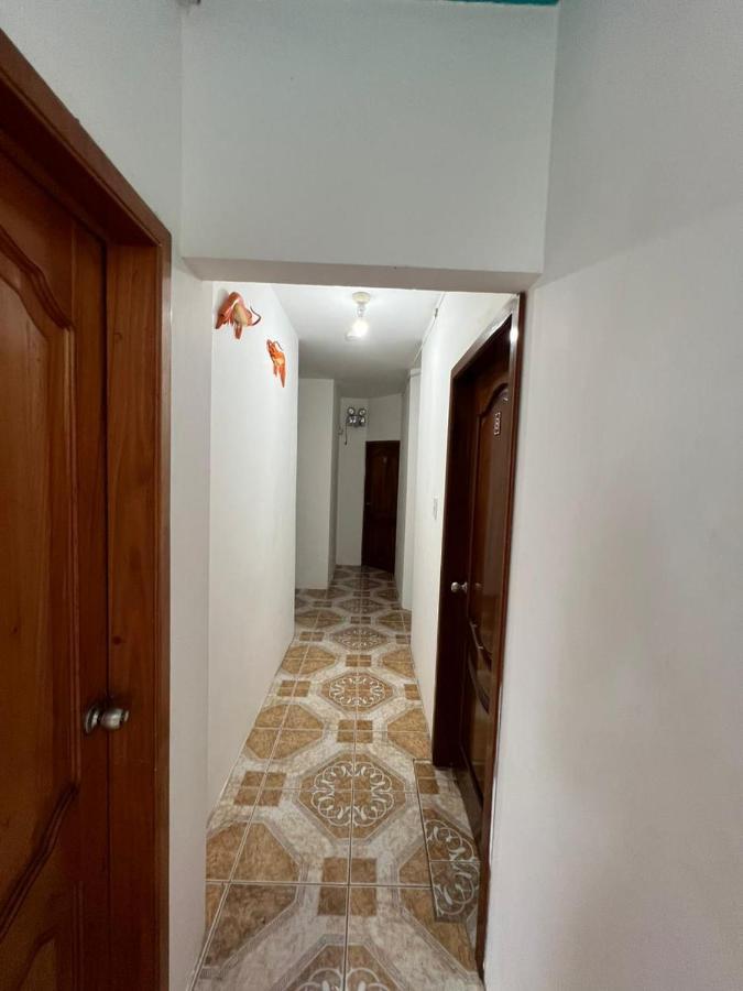 Hostal Brisas Del Mar Puerto Villamil Buitenkant foto